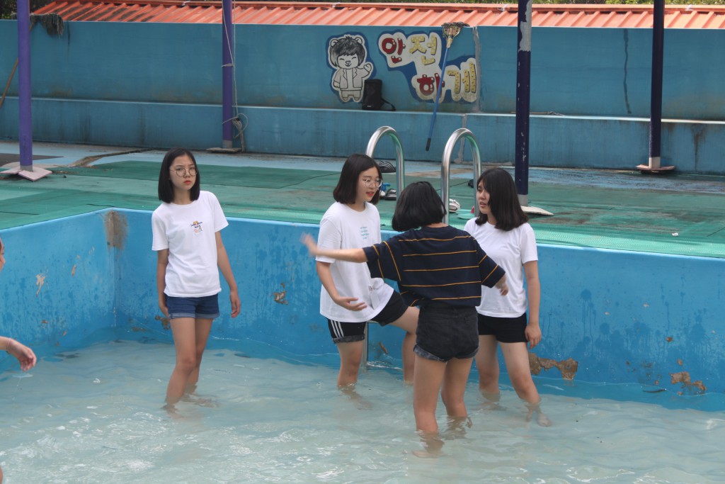34th_girls_mid_outdoor (16)