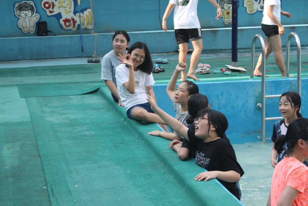 34th_girls_mid_outdoor (18)