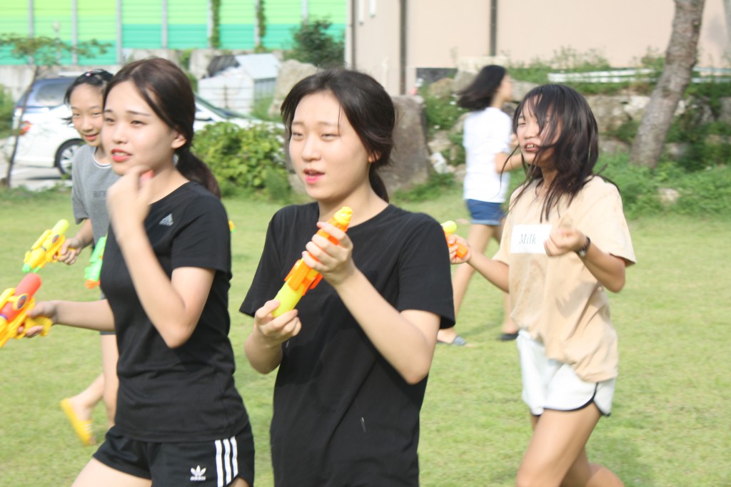 34th_girls_mid_outdoor (21)