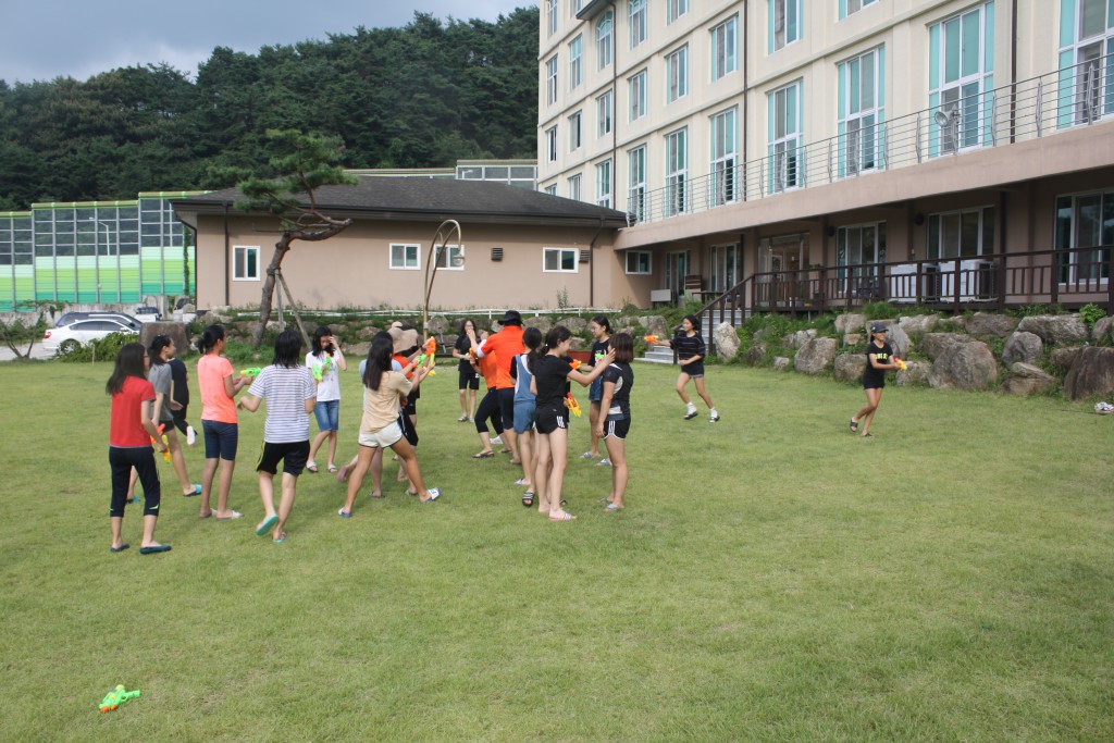 34th_girls_mid_outdoor (26)