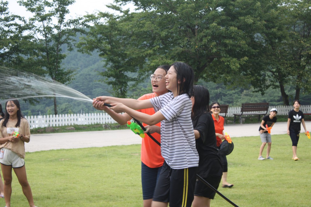 34th_girls_mid_outdoor (31)