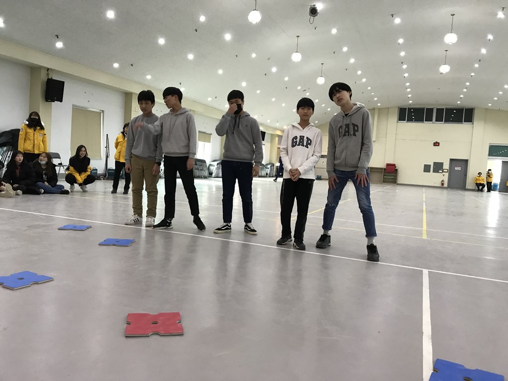 1 (68)